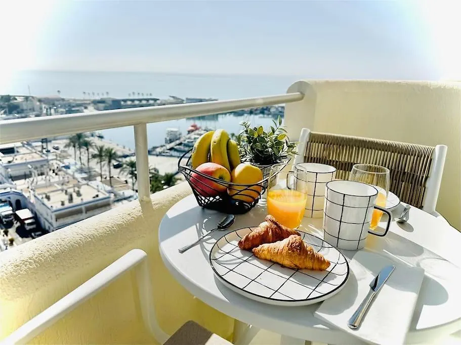 Fantastico Apartamento En Estepona Magnificas Vistas